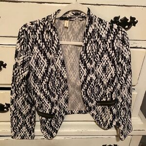 Black and white light weight blazer